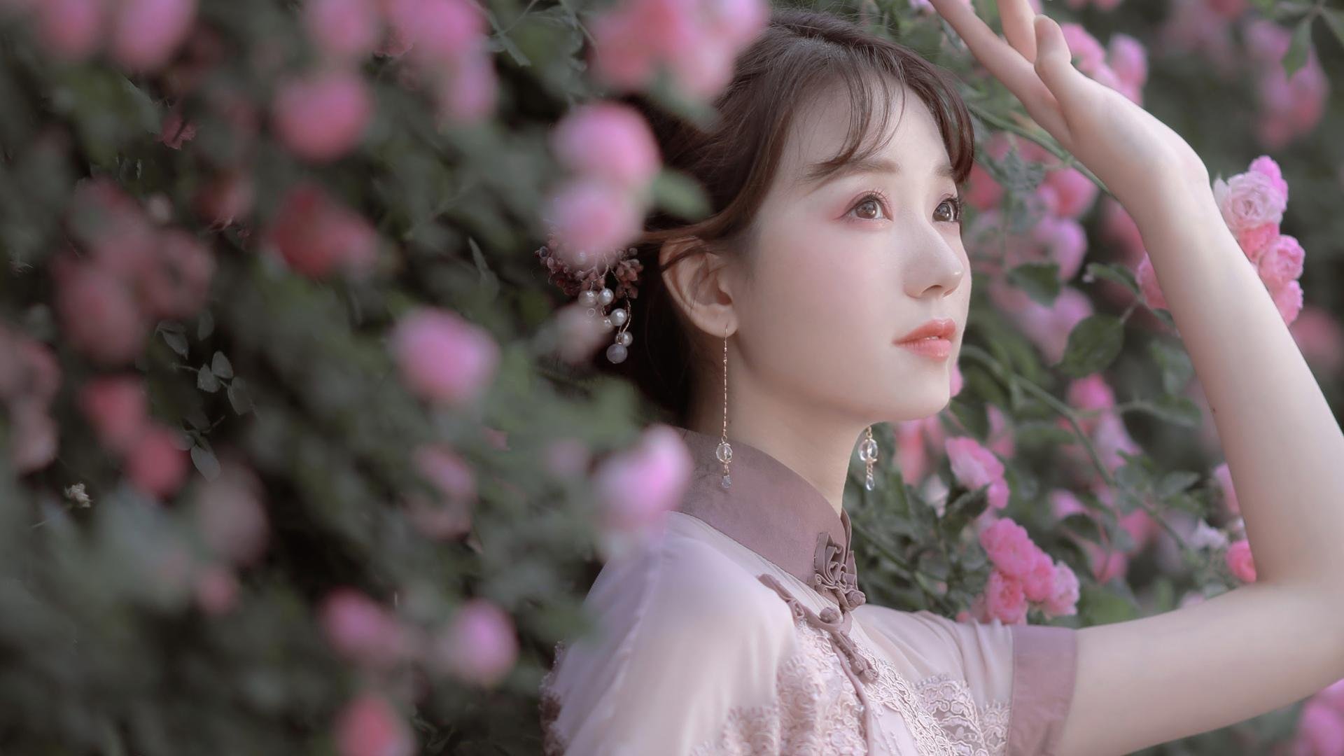 西甲裁判使用语义标注提升争议判罚沟通效率，西甲裁判工资