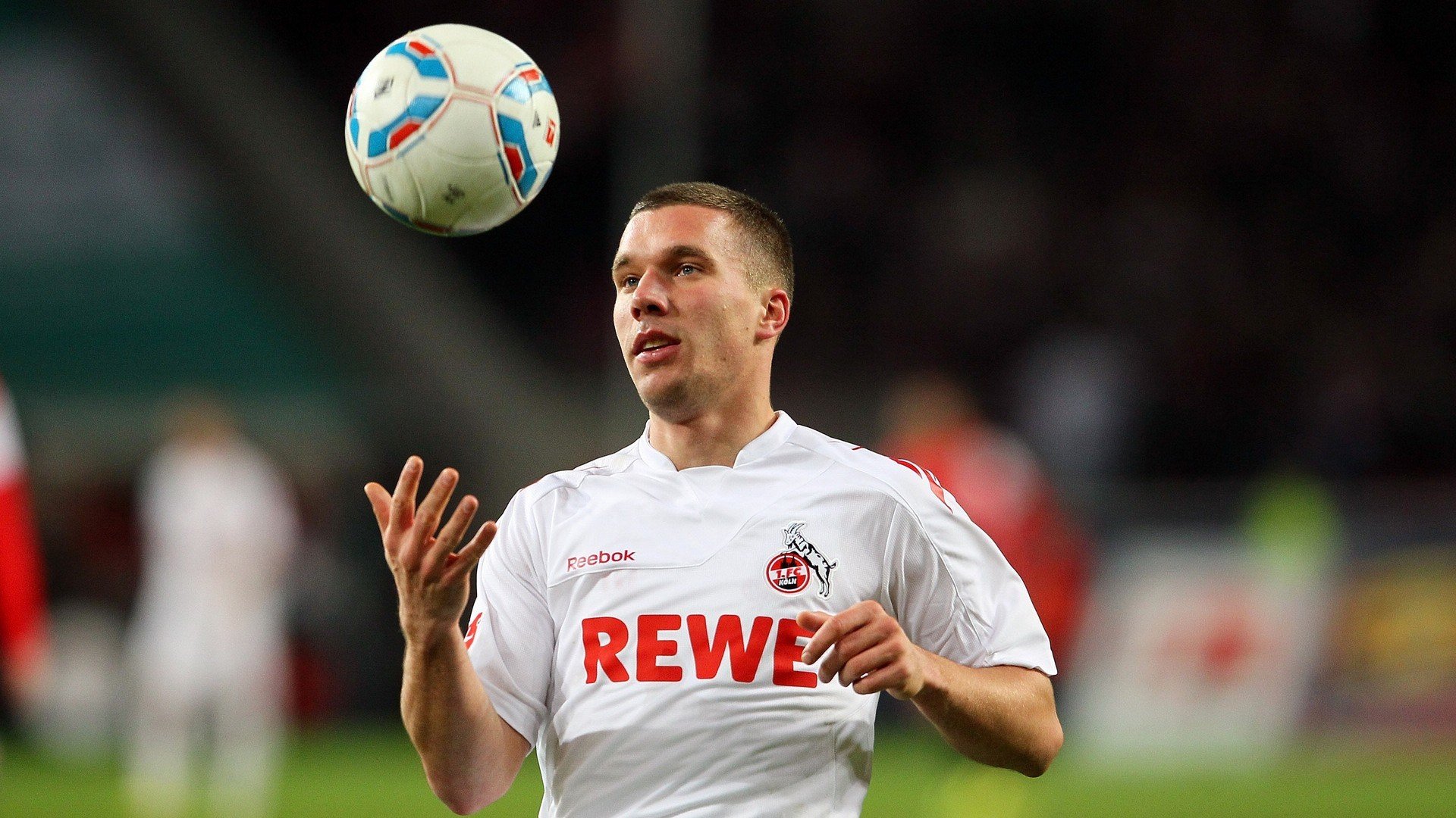 国足惨败亚冠联赛 技术复盘揭示漏洞，国足亚预赛成绩