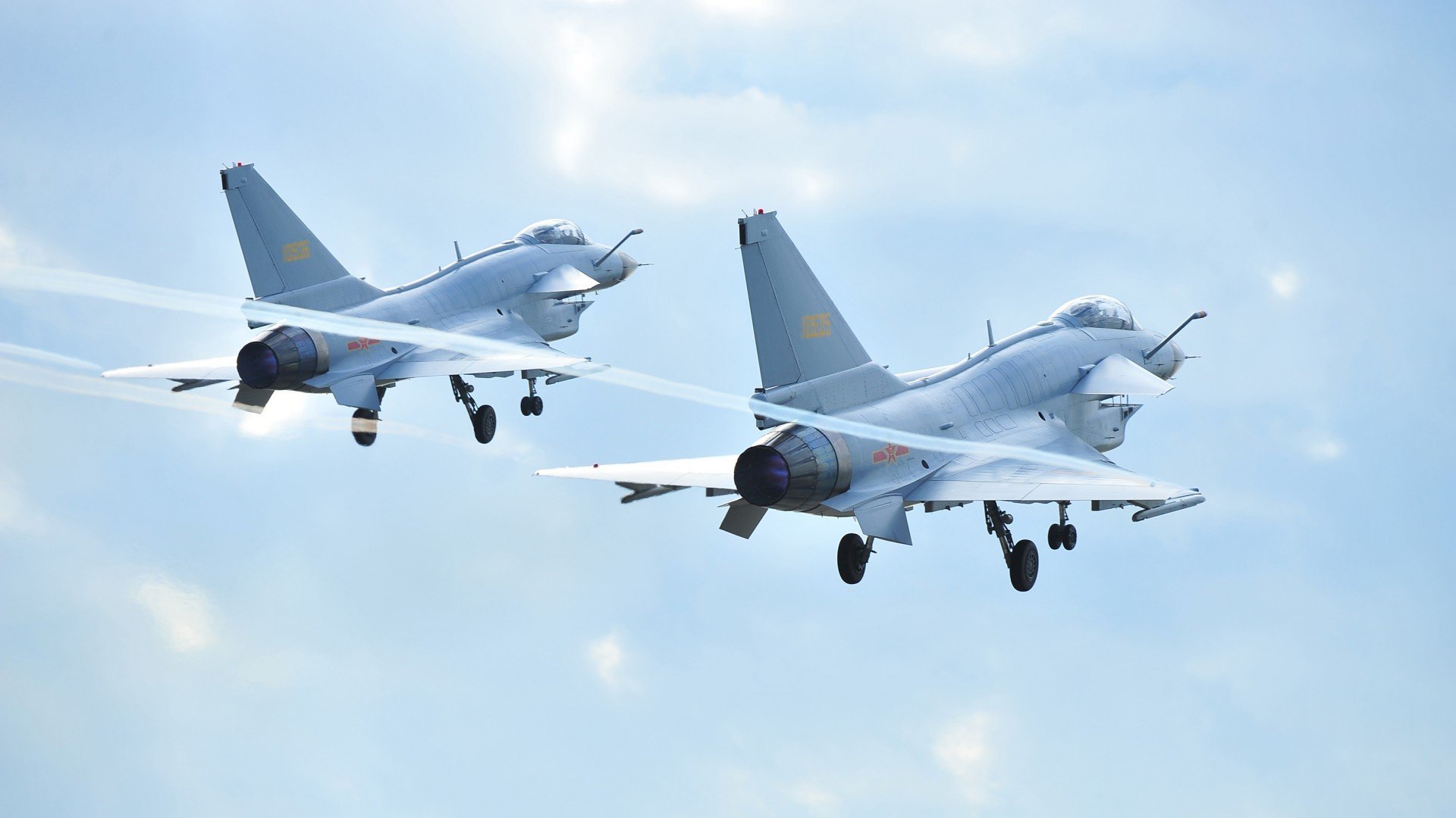 核心选手经验丰富，比赛发挥稳定，比赛的核心