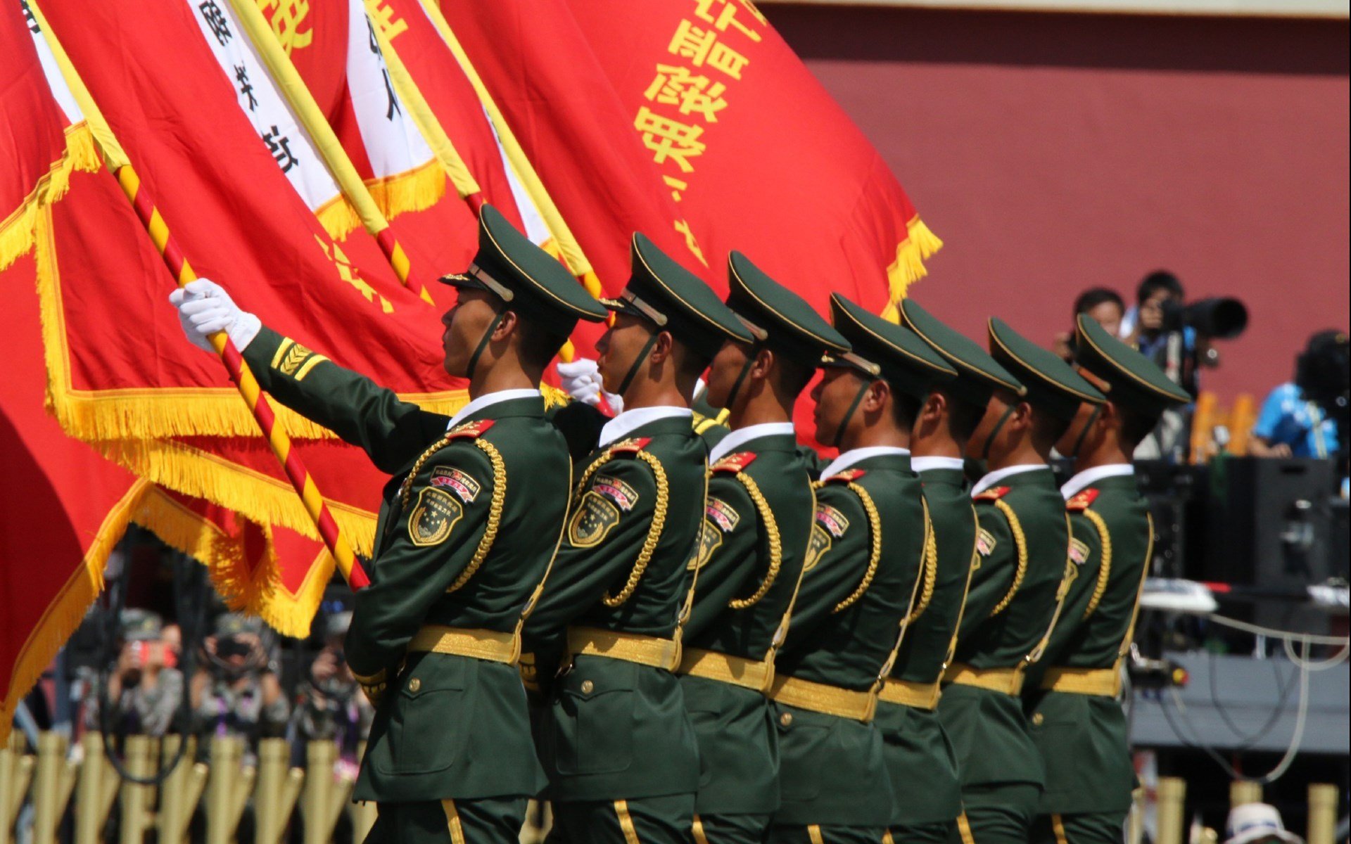欧洲女子篮联赛激烈进行,乌克兰和波兰抢夺冠军宝座,欧洲女子篮球锦标赛